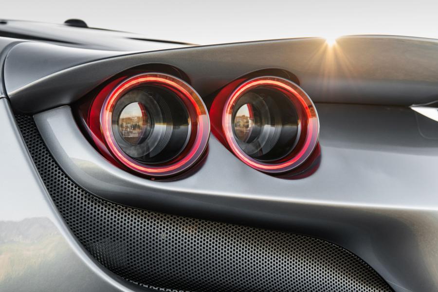 Детали экстерьера Ferrari F8 Tributo 2020 года  (NA) (фото 21 из 25)